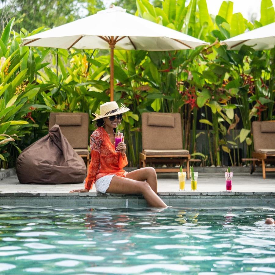 Bruga Villas Restaurant And Spa Selong Belanak Exterior photo